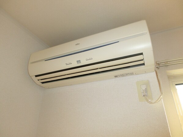 ウエスト ウッド アベニューの物件内観写真